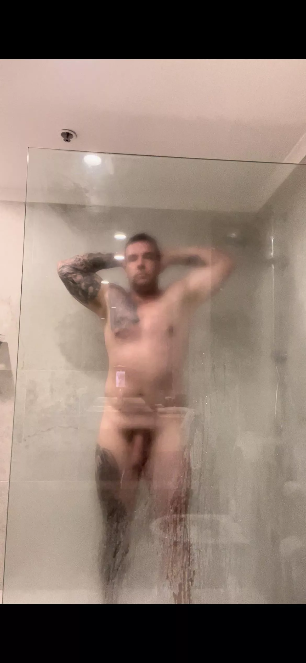 Come join me in the shower and suck me off