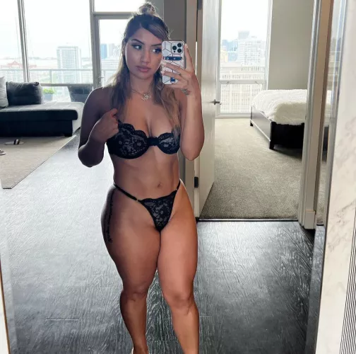 Fine ass video vixen