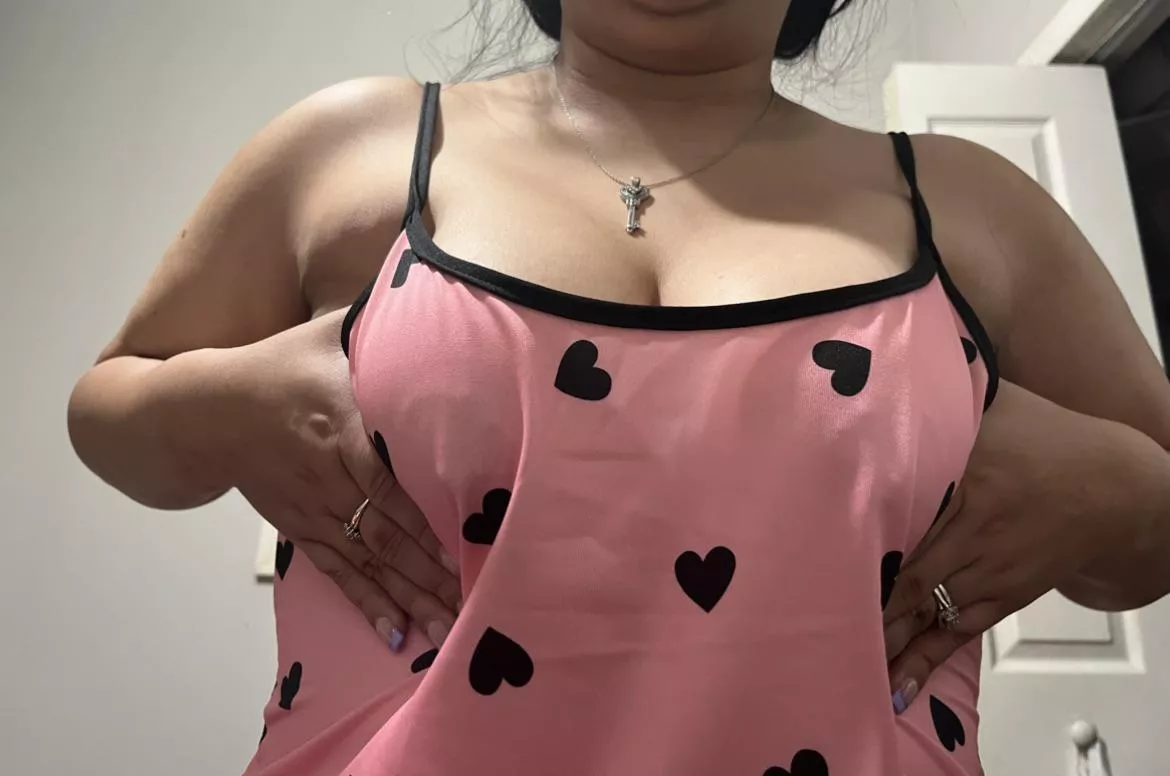 Get this to 50 likes and I’ll show themmm!😘😘