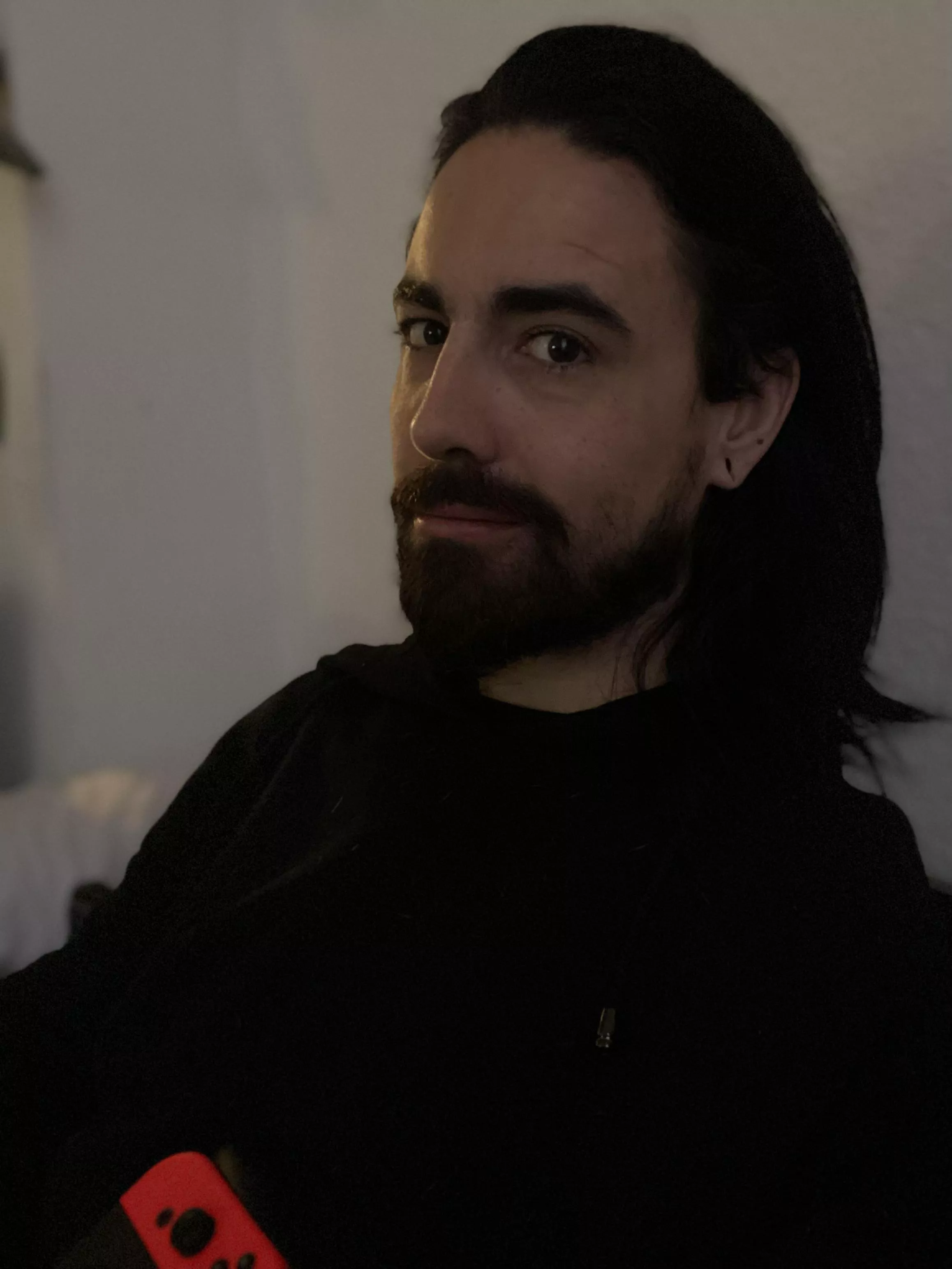 Good morning, playing Botw and a shave is needed