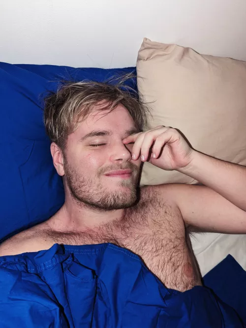 Good Night from my new blue bedsheets