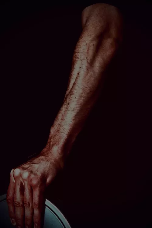 Hello I’m new here! Working on my grip strength 💪