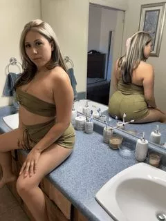 How do you like the idea of fucking in front a mirror?