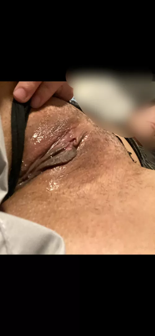 I need married men who'd like to lick this