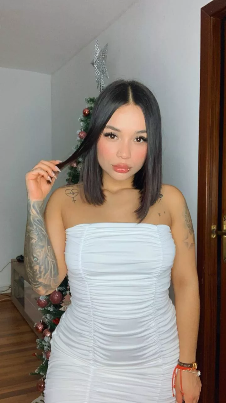 I want your cum here!