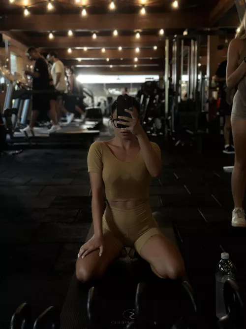I've always been jealous of girls with makeup in the gym, I'm just all wet