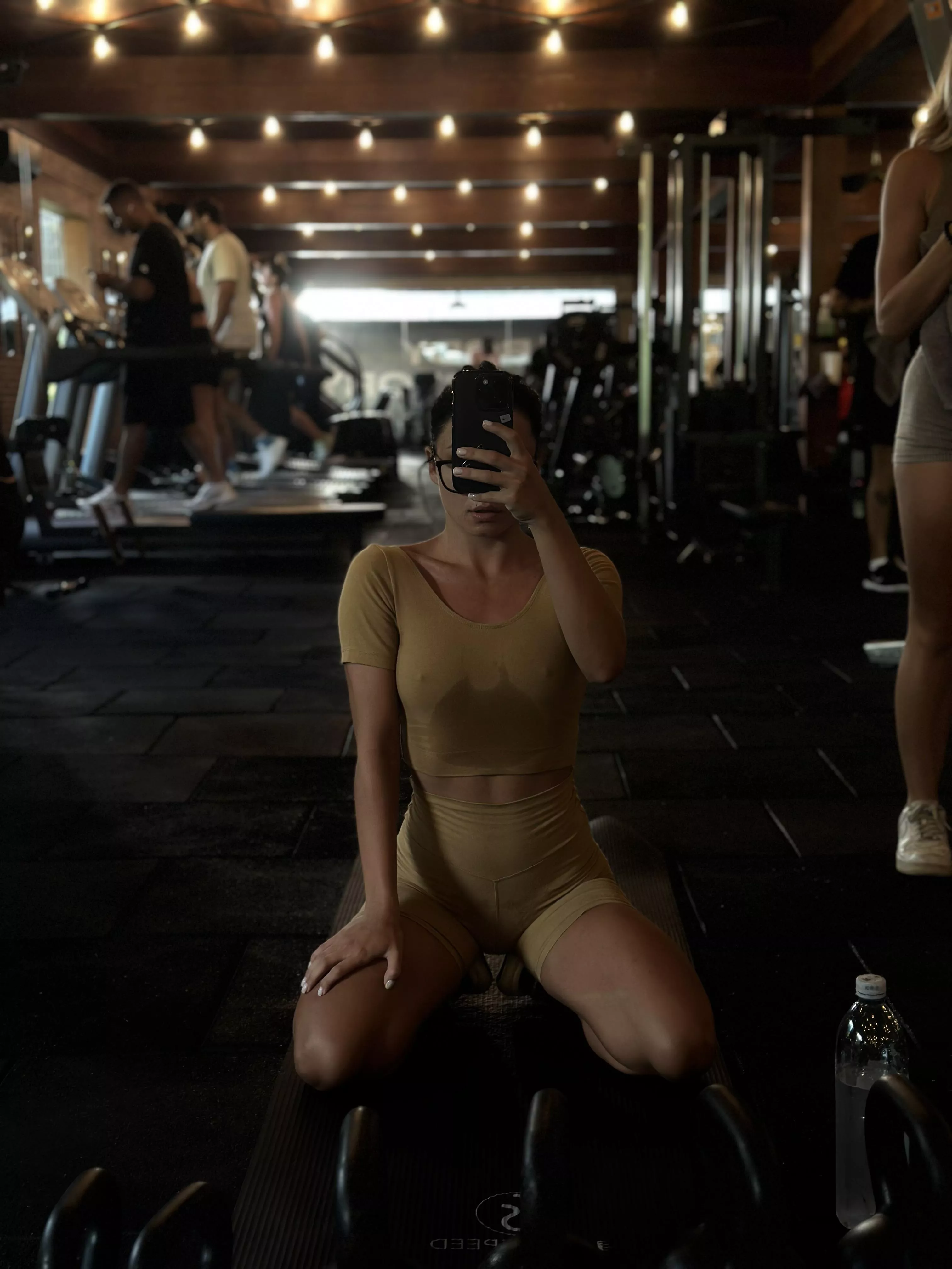I've always been jealous of girls with makeup in the gym, I'm just all wet