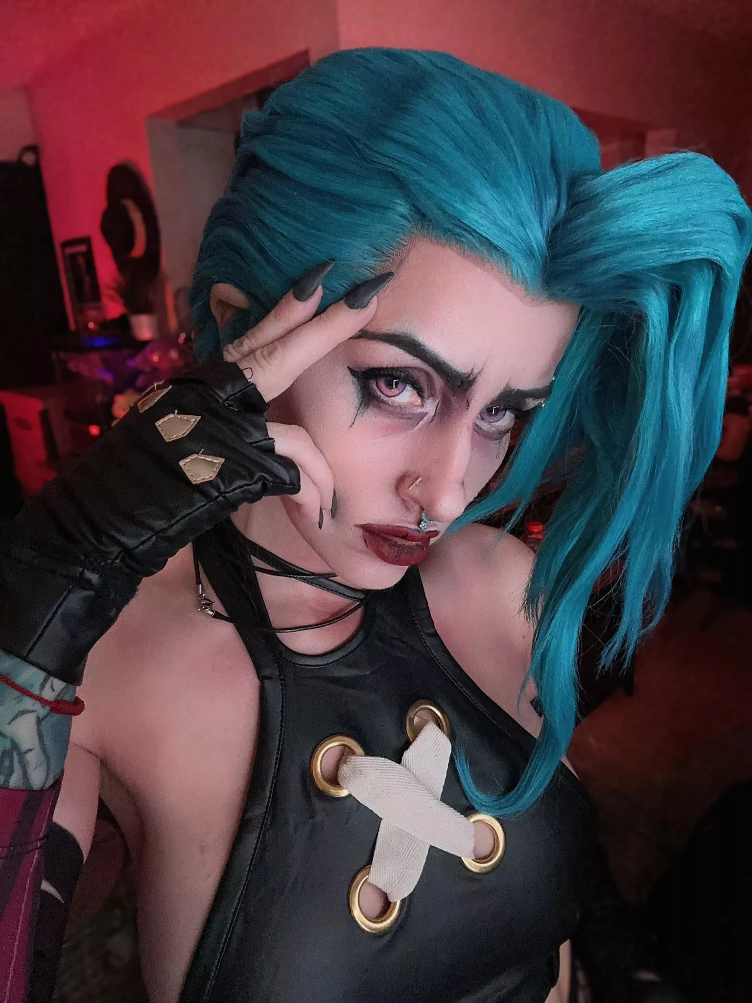 Jinx from League of Legends by Pokket