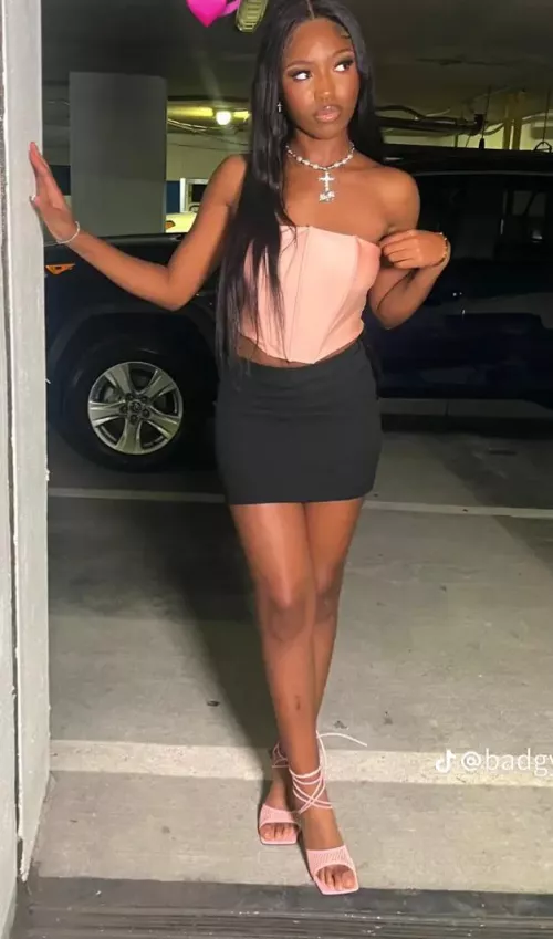 Just a whore doing unlimited access to all nudes, video calling, full nudity sexting, online gf experience, and captions. All fetishes welcome. Just dm m e