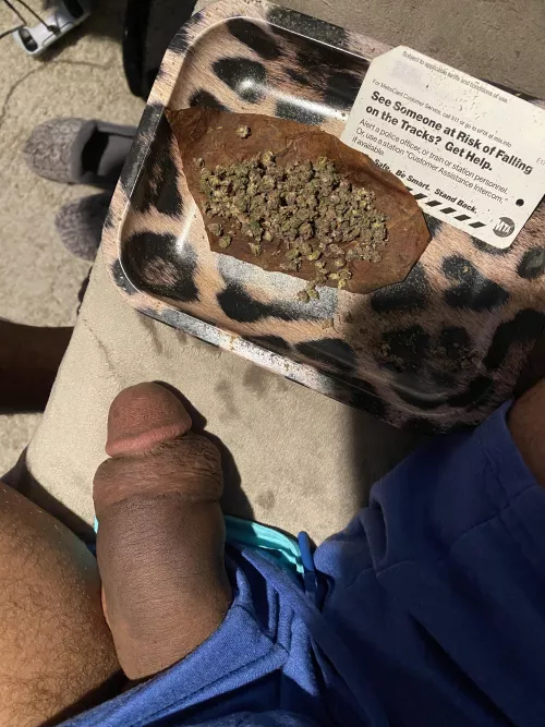 [M] enjoying some wake&bake before the day starts