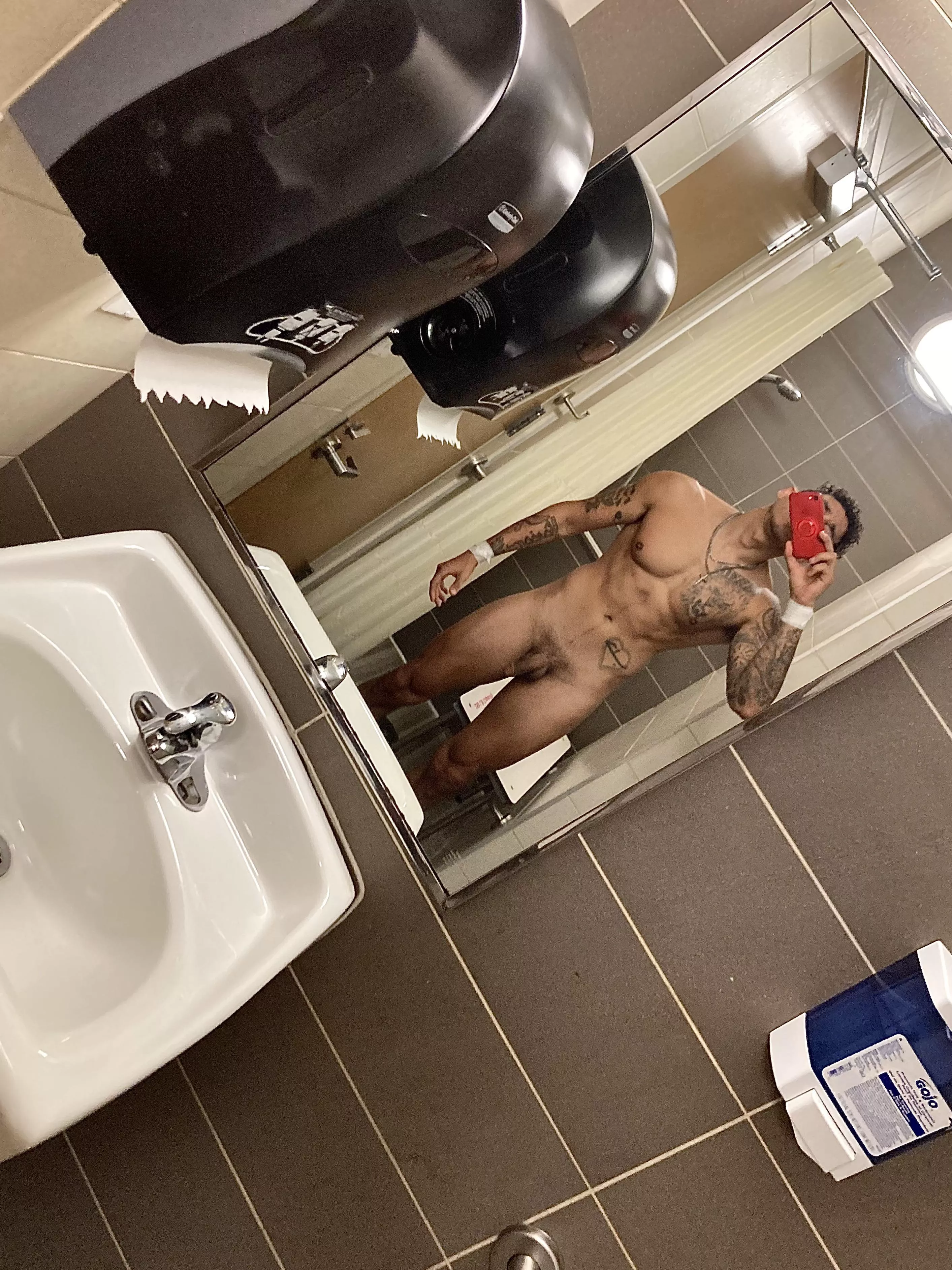 (M28) after the gym, now it’s time to make some food for the protein