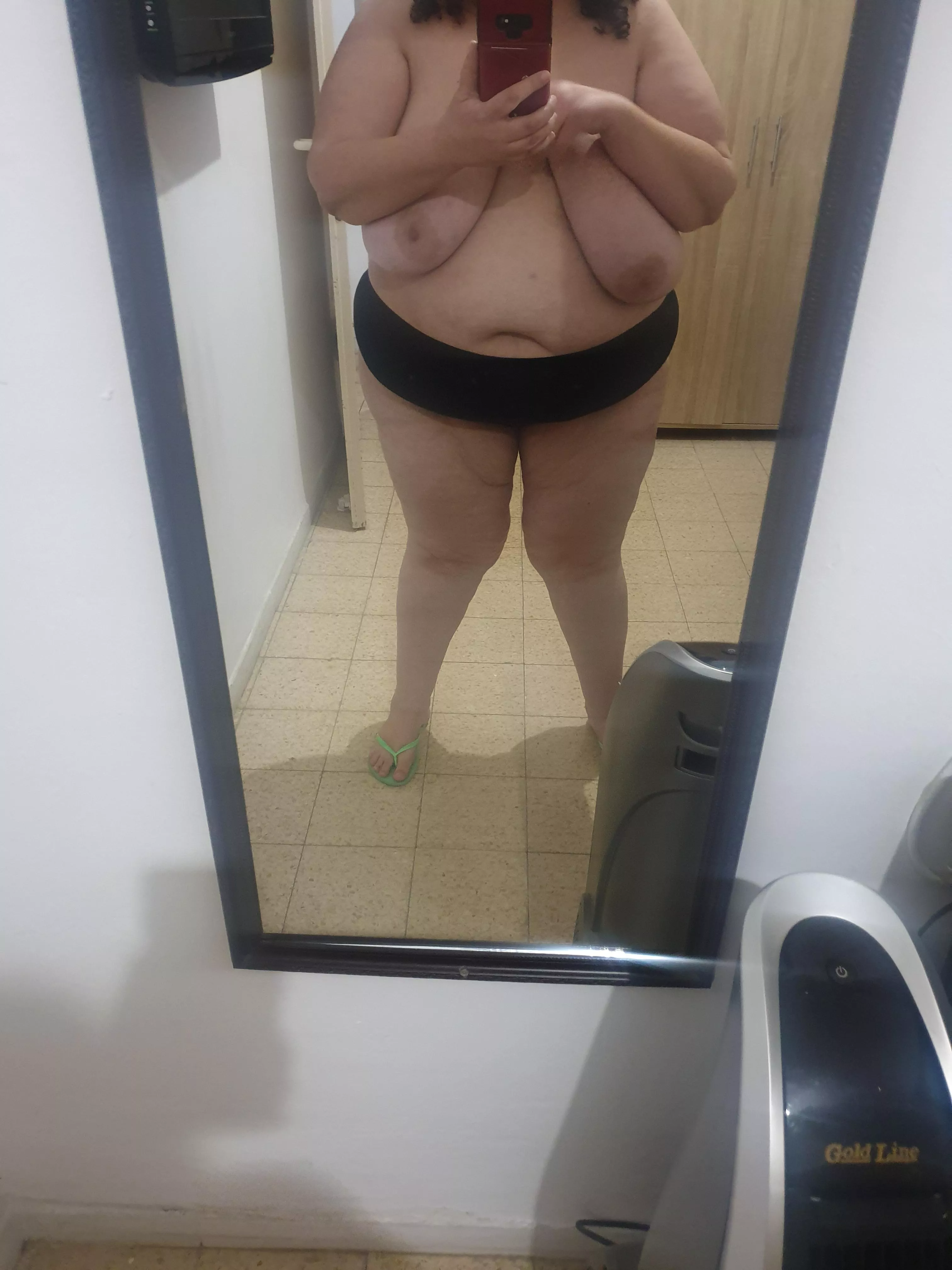 mirror Mirror on the wall whos the saggy of them all