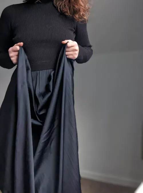 My dress is so soft and silky [F]