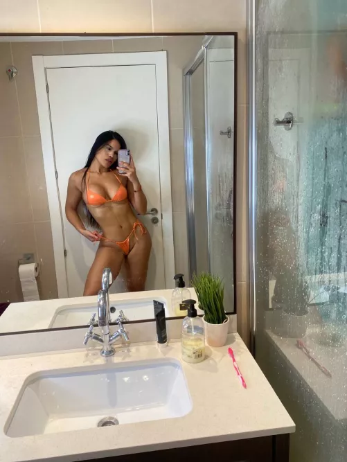 My tummies getting fit...👀 [img]