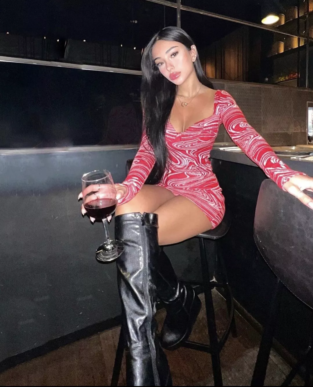 POV: You're on a date with her