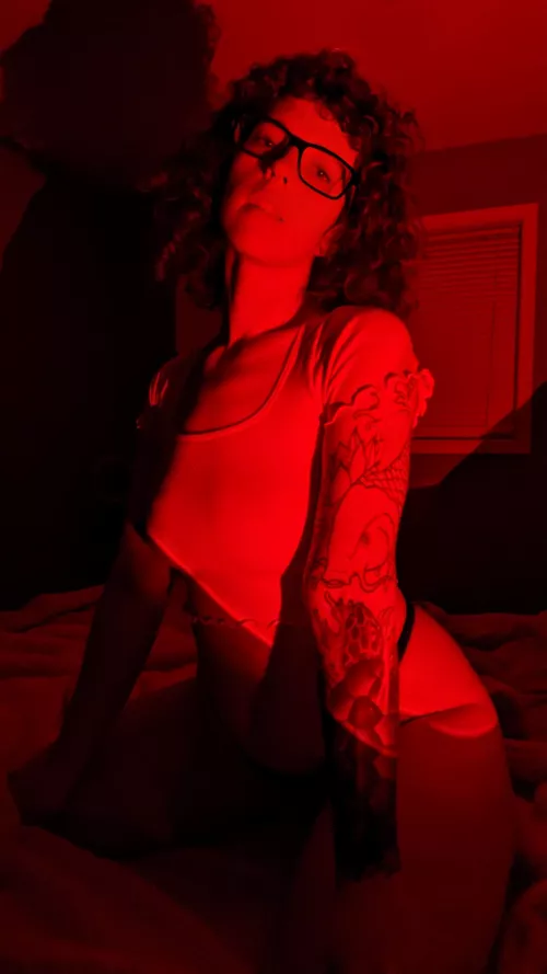 promise i'm just as bouncy as my hair 😘