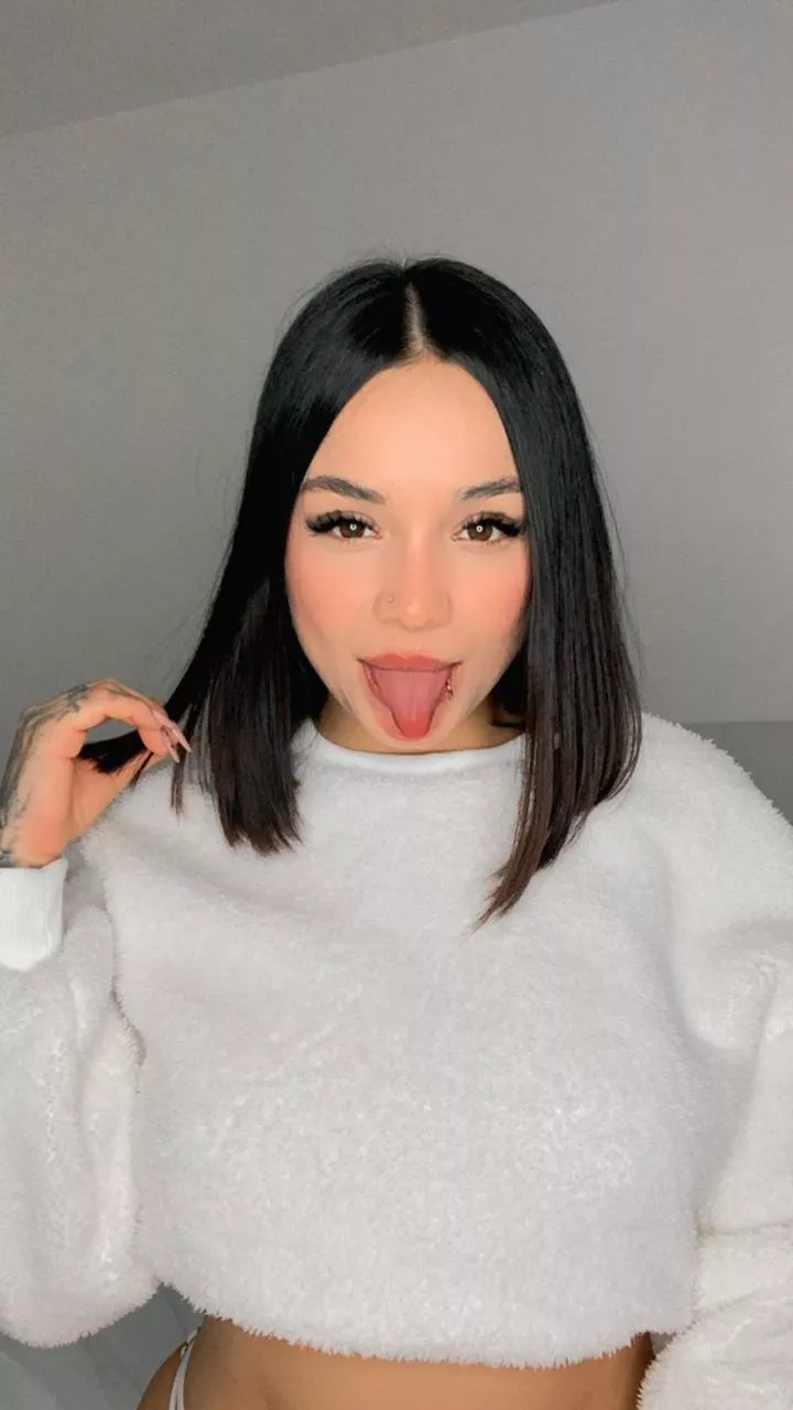 Rate my big titties? 1-10