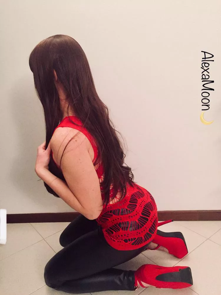 Red & Black... aka Sexy & Aggressive