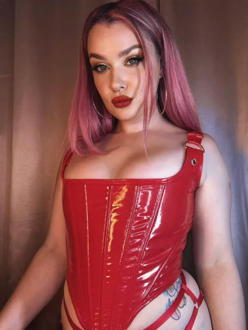 Say hi if you would let me be your mommy🥵👿