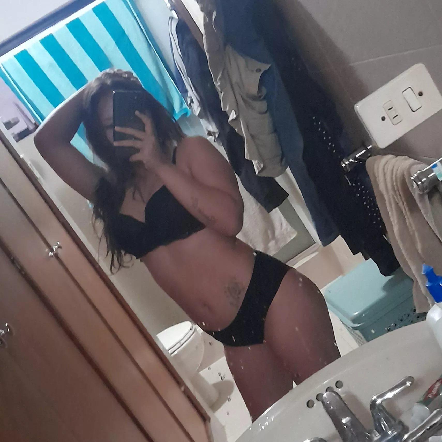 [Selling]🔥(20) years old [F] 🐇 latina lady looking for my SD♦️ (custom pics and vids 📸, private cam and sex tapes , sexting or GFE 🎀 ) i can verified ✔ Kik : Fanimendez_20 Snapchat : fanimendez354 (ONLY PAYPAL🤑)