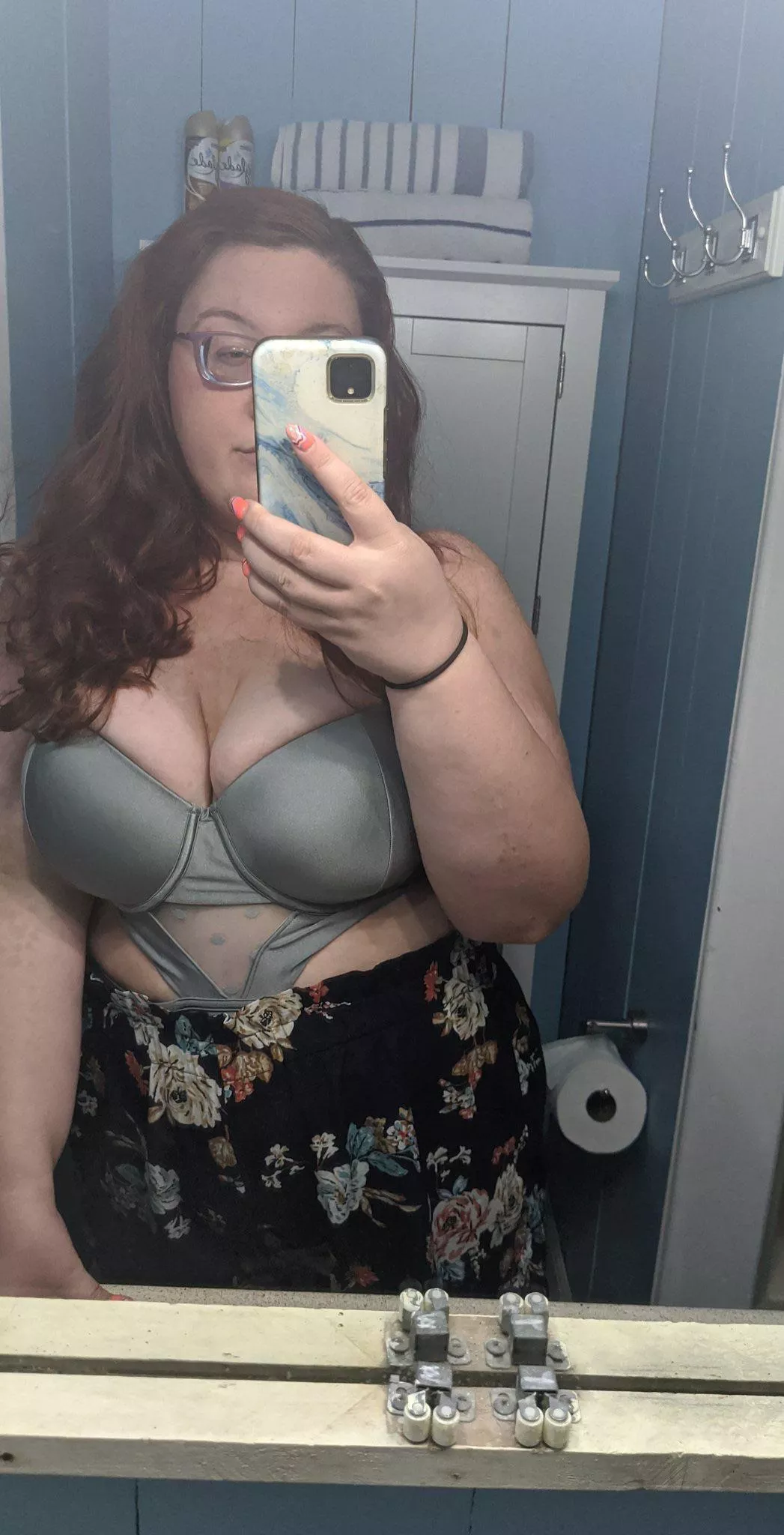 Slowly learning to love my body 😊