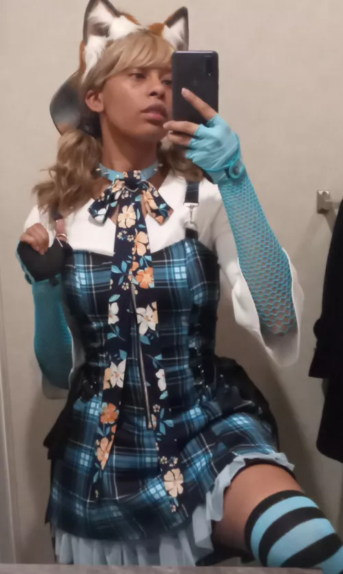 Some days life feels perfect~ 🎶 (Feeling less dysphoric) 💙🧡🤍