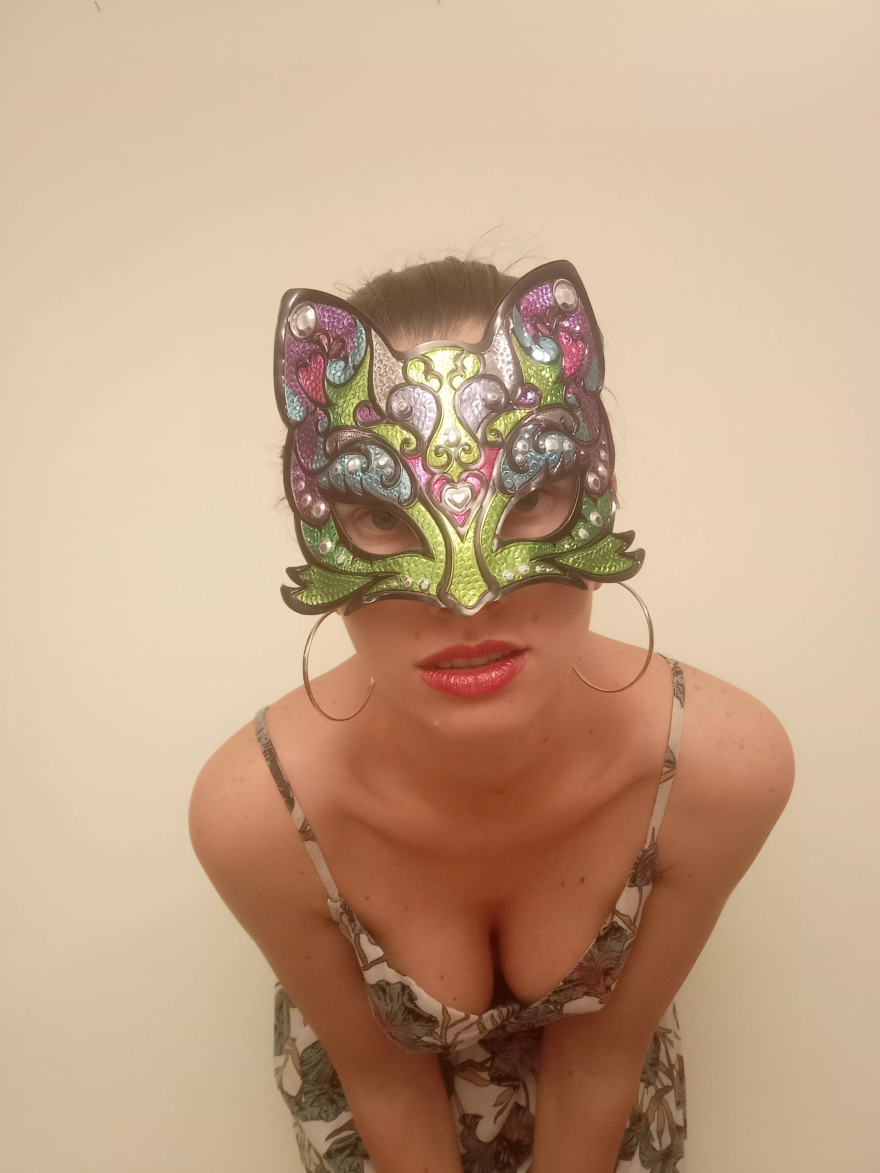 Sometimes I think of new masks, but what colour and shape? any advice?