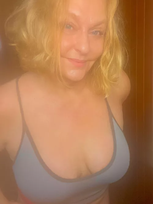 Sports Bra Thursday!