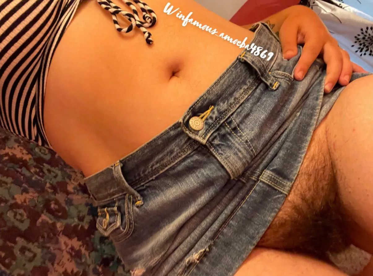 Summer time when I always went without panties hehe 😻 do you like?