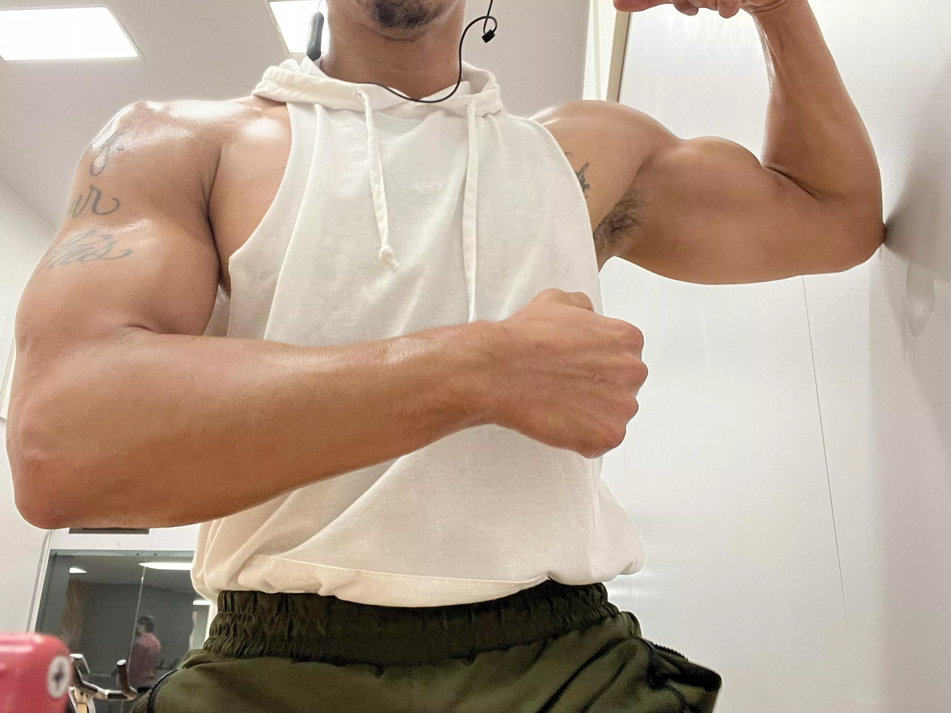 Sweaty pits are the best pits