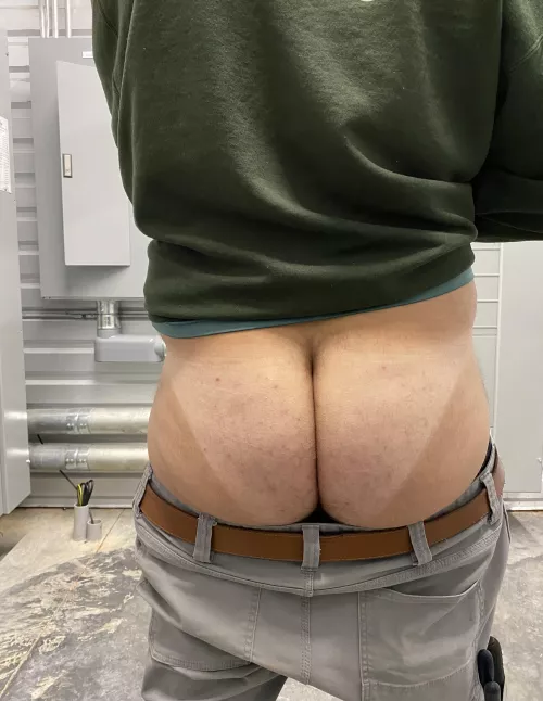 Taking nudes on the clock