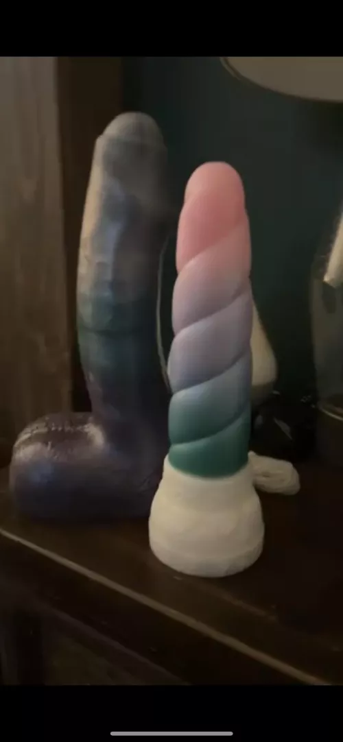 The start of a fun collection… M/m mystic, L/m uncut archer, and medium cracker sheath not pictured.