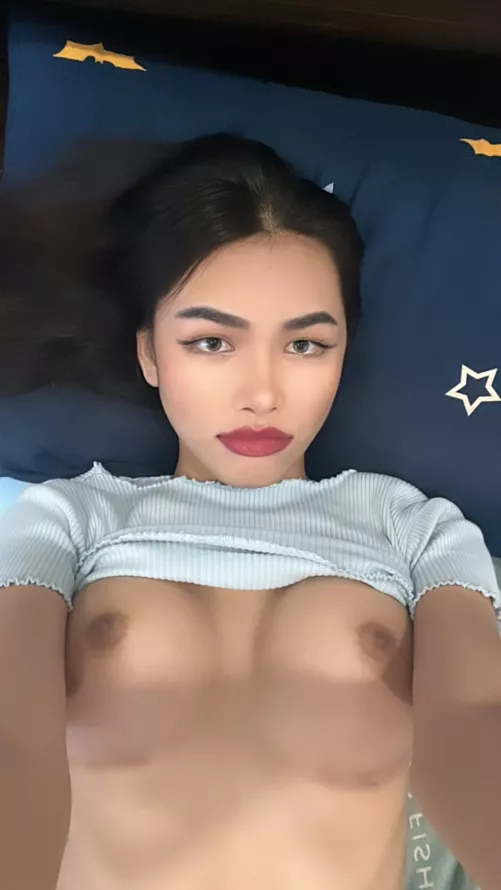 There’s always a wild side to an innocent face.😹