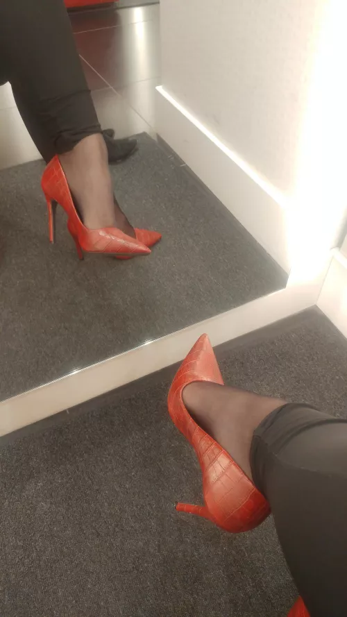 these are just some red heels from a random boutique, but they are the perfect shape for walking and I'm very into the croc pattern 🙃