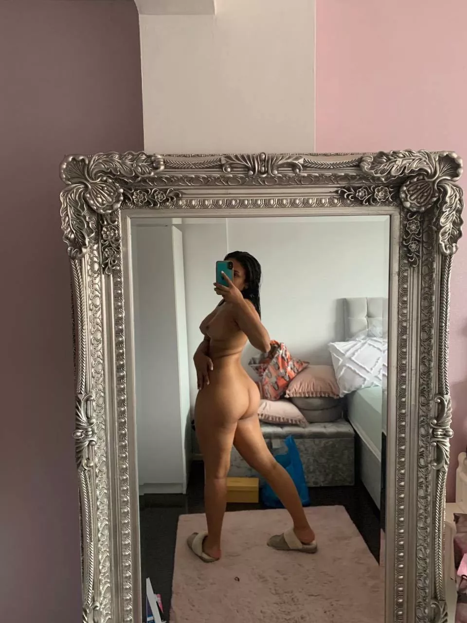 This sub always shows me love, so I’ll keep showing love back