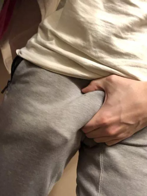 Tis the season for grey sweatpants! DMs open!