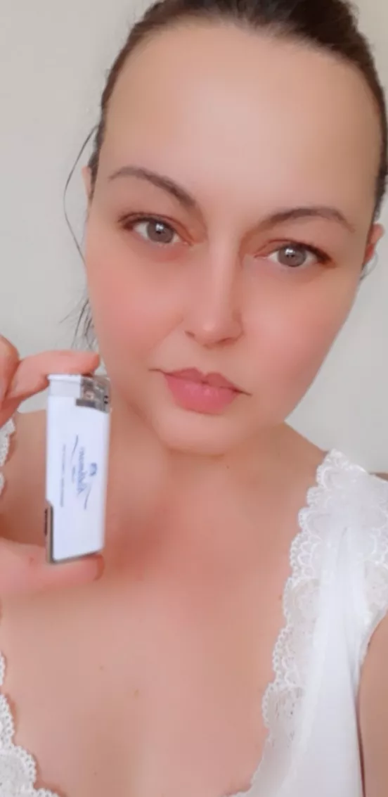 UP , if you re about this size 👻 gueenalexiss