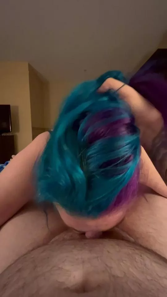 very first pov blow job. I wish it was ur 🍆 in my mouth 😜🥵