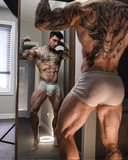 Wanna feel my muscles?