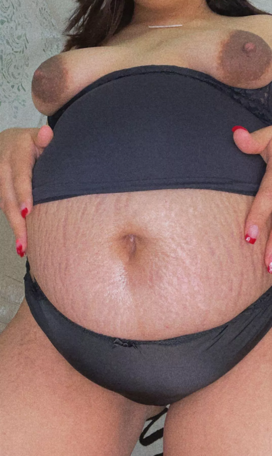 Want to see my squirt milk all over my belly? 😜