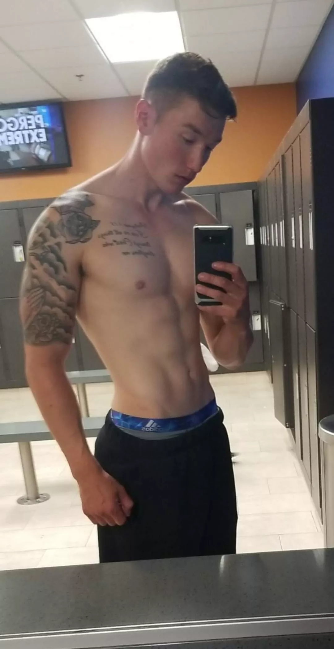 what is your newyear goals, let me know ☺️?