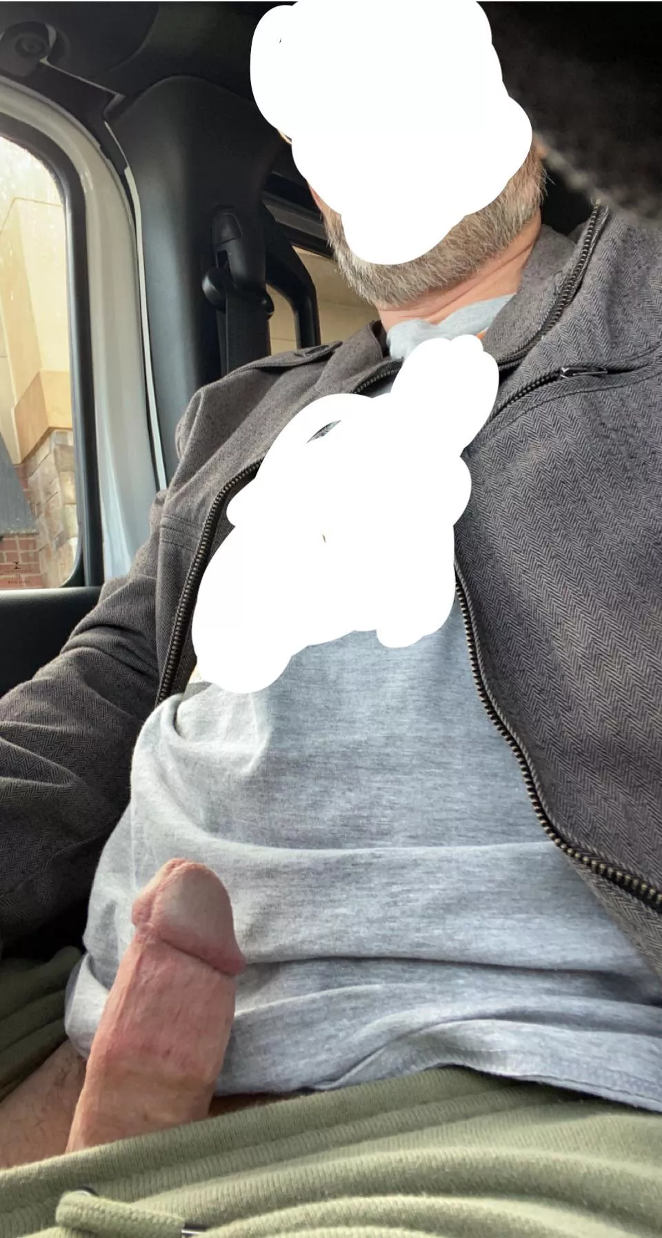 Who wants to sit in the driver’s seat? (43)