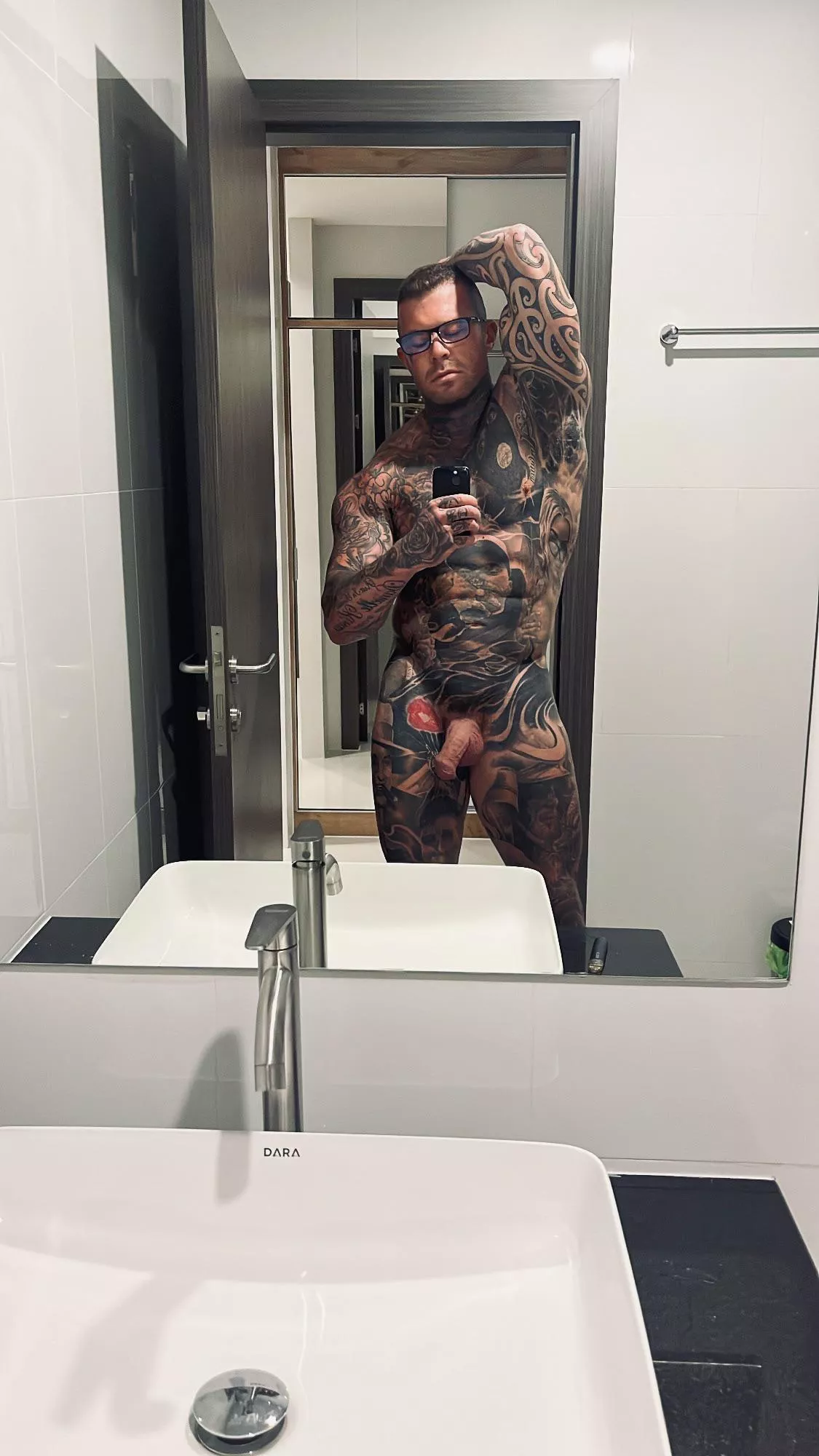 Work then shower. I need a massage 💆‍♂️