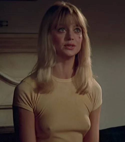 Young Goldie Hawn