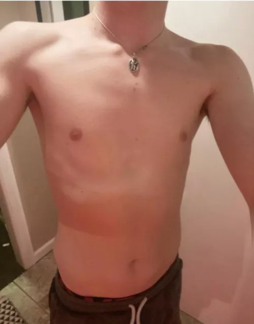 18 usa fit looking for dom guys to edge and control my cock. Verbal+++ HMU with face. snap- Hornybro202