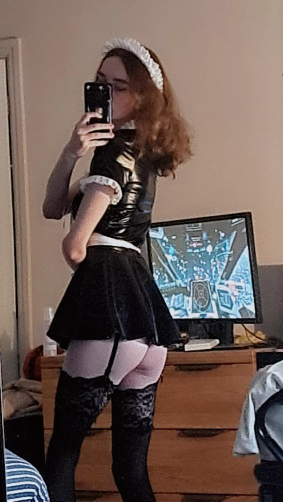 2023 and still single 😭