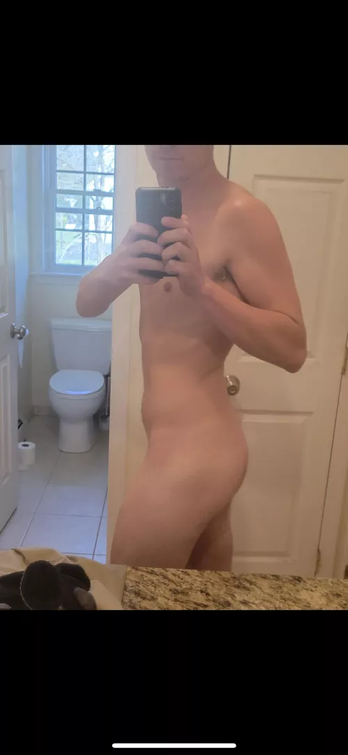 26m any daddies wanna chat