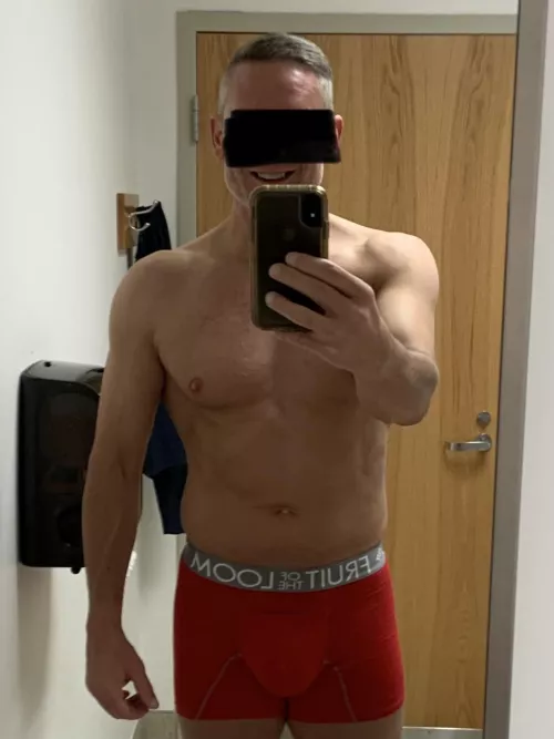 (48) Casual Friday at work