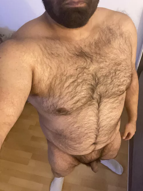 About to get a shower. Who wants to join me? 😈