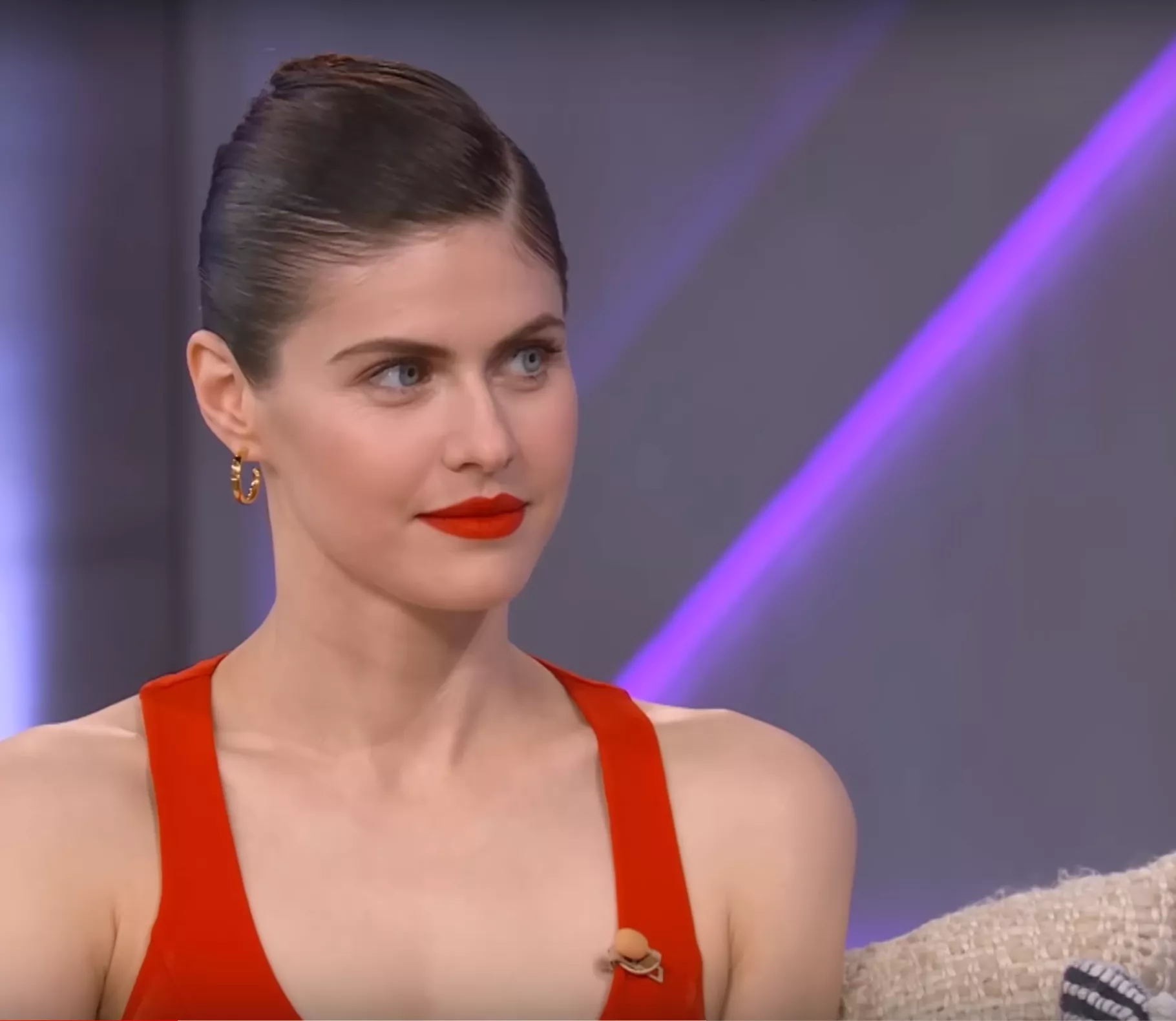 Alexandra Daddario (01/04/23)